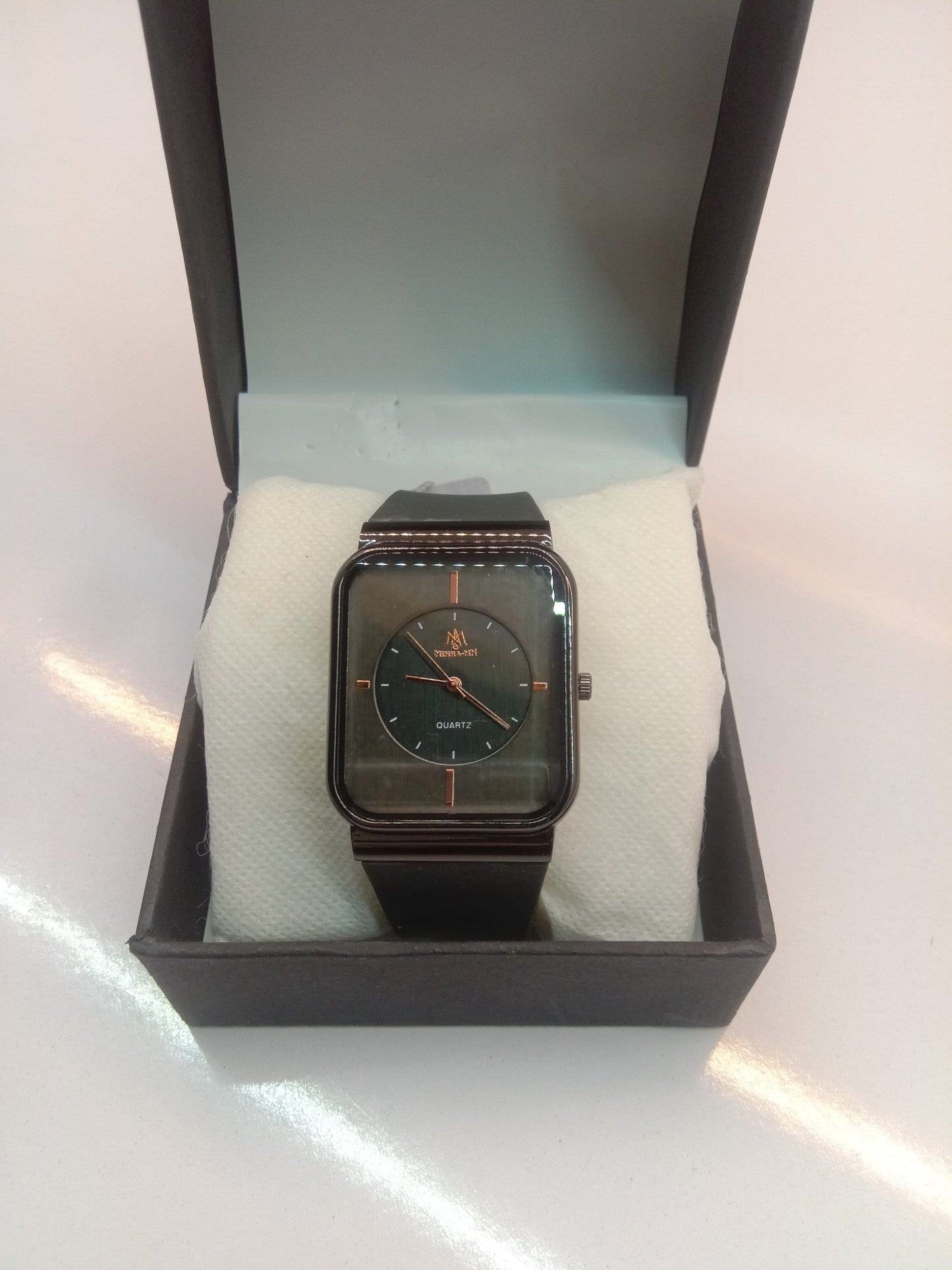 🕒 Men’s Silicone Strap Watches – Bold Style, Ultimate Comfort, For Any Occasion & Personal Use